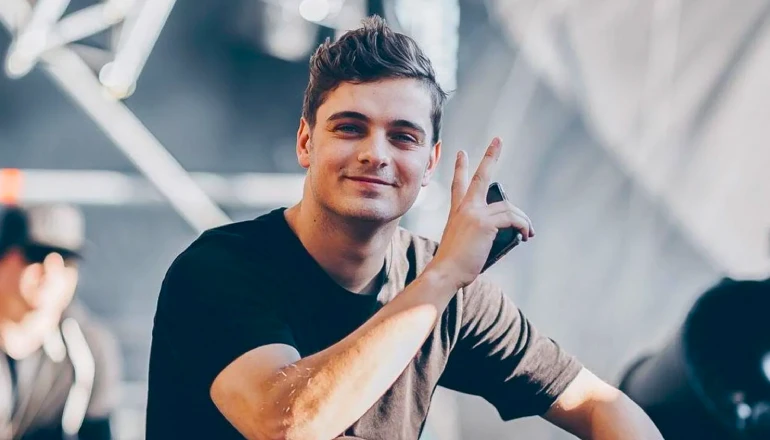 Martin Garrix es elegido el mejor DJ del mundo y celebra 10 años en la industria musical