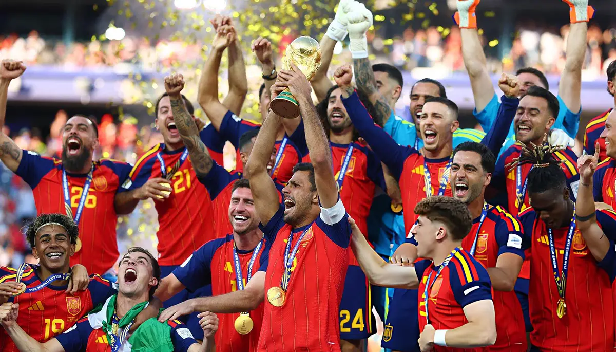 España derrota a Argentina y levanta su segunda Copa del Mundo