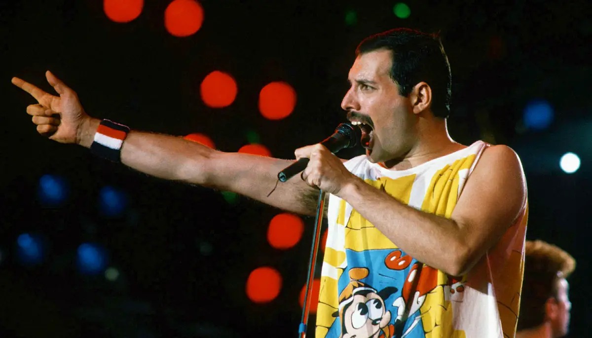 Freddie Mercury podría regresar al escenario junto a Queen
