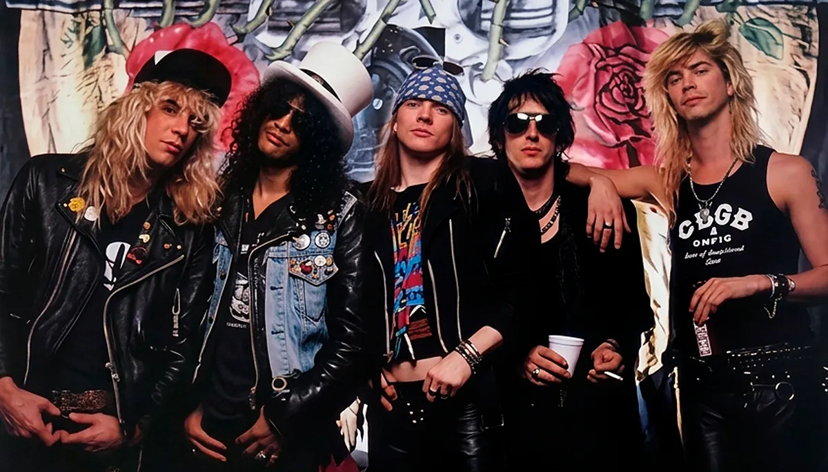El día que Guns N’ Roses convirtió una balada de casi nueve minutos en un clásico eterno